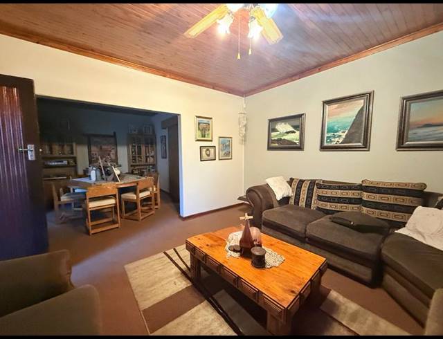3 BEDROOM HOUSE FOR SALE IN VANDERBIJLPARK CW 1
